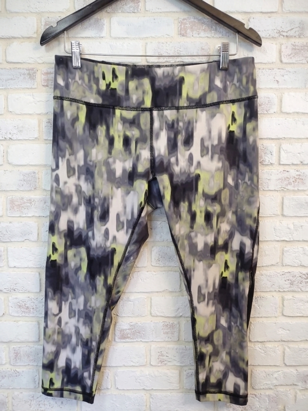 Zella Women's Watercolor Print Crop Leggings - Black, Grey & Lime - Size L